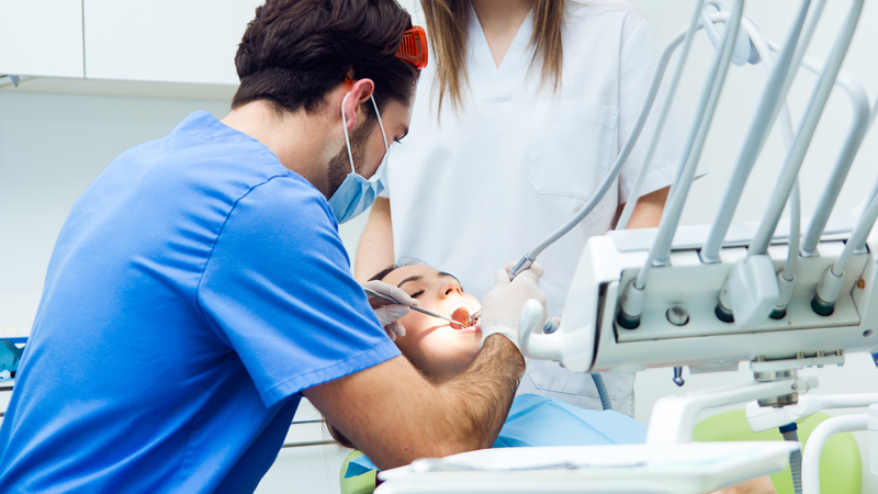 DENTISTA EXPERIENCIA CLÍNICA